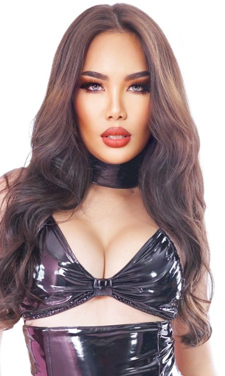 Cassandra 2 inch Choker