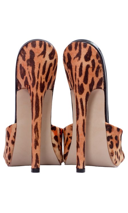 7 inch Dark Leopard Skyhigh Bedheels