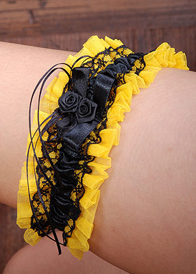 twin rose luxury garter 2