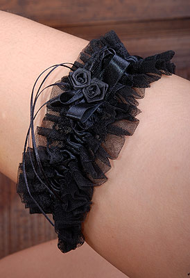 twin rose luxury garter 3