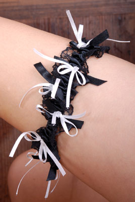 twinkle garter 3