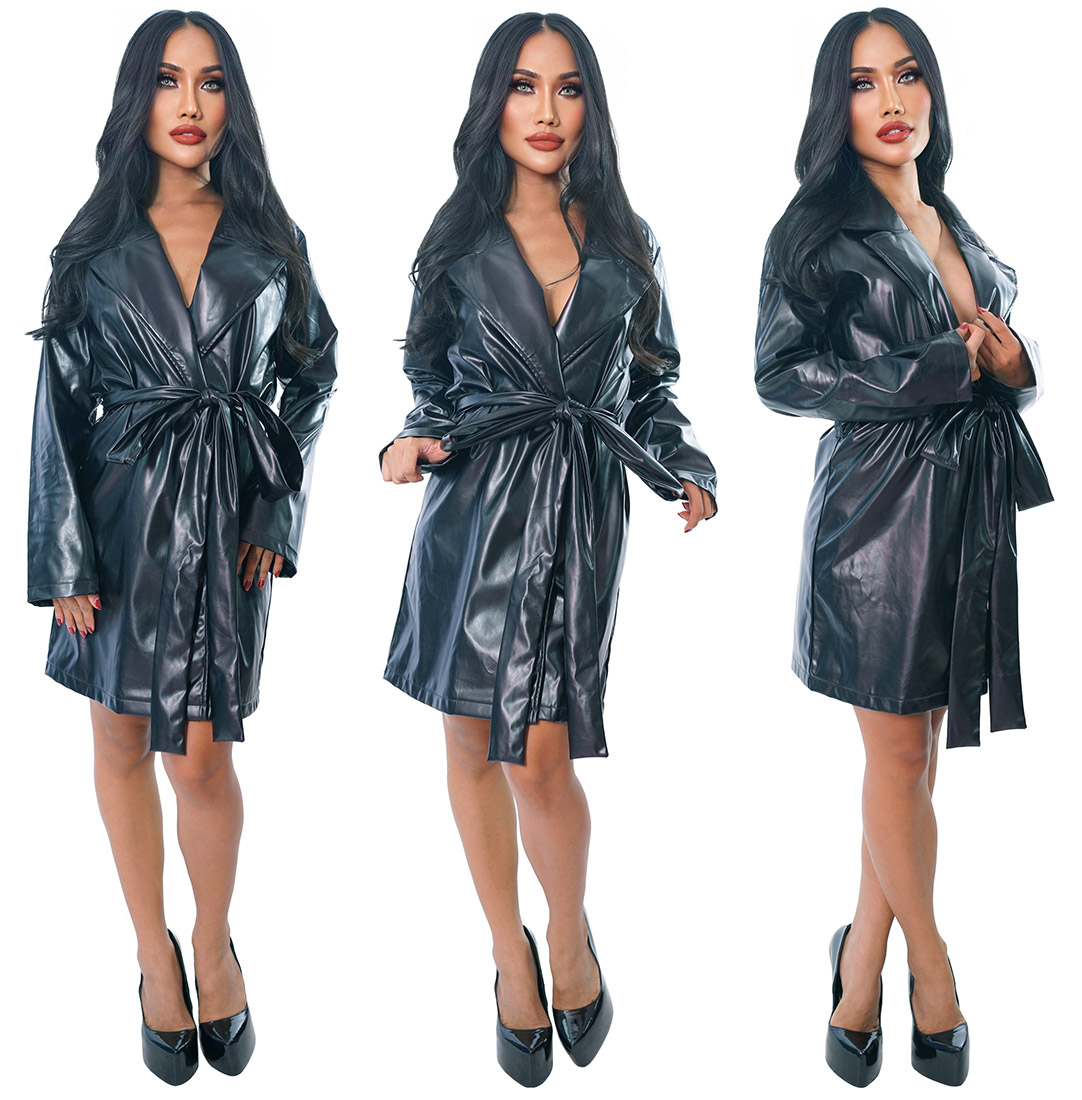 leatherette flasher mac 01