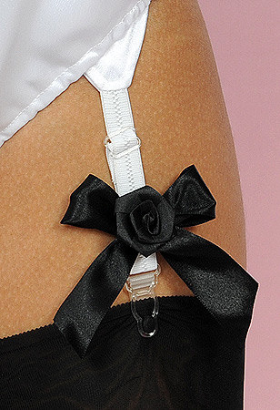 suspender flowers black 2