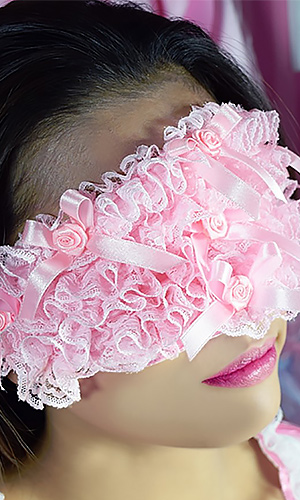 Sissy Frilly Eye Mask